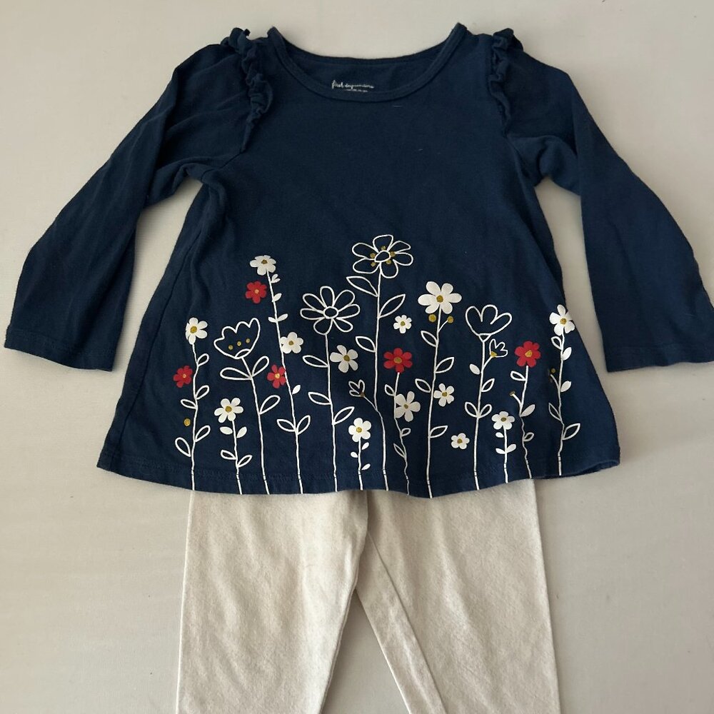 GIRLS 18M MATCHING OUTFIT LONG SLEEVE SHIRT WITH WHITE STRETCH PANTS